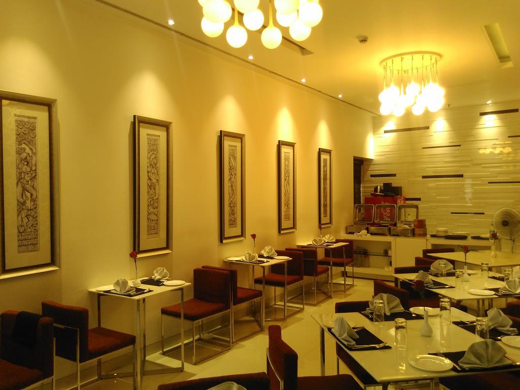 Sapphire Suite Kolkata Exterior photo