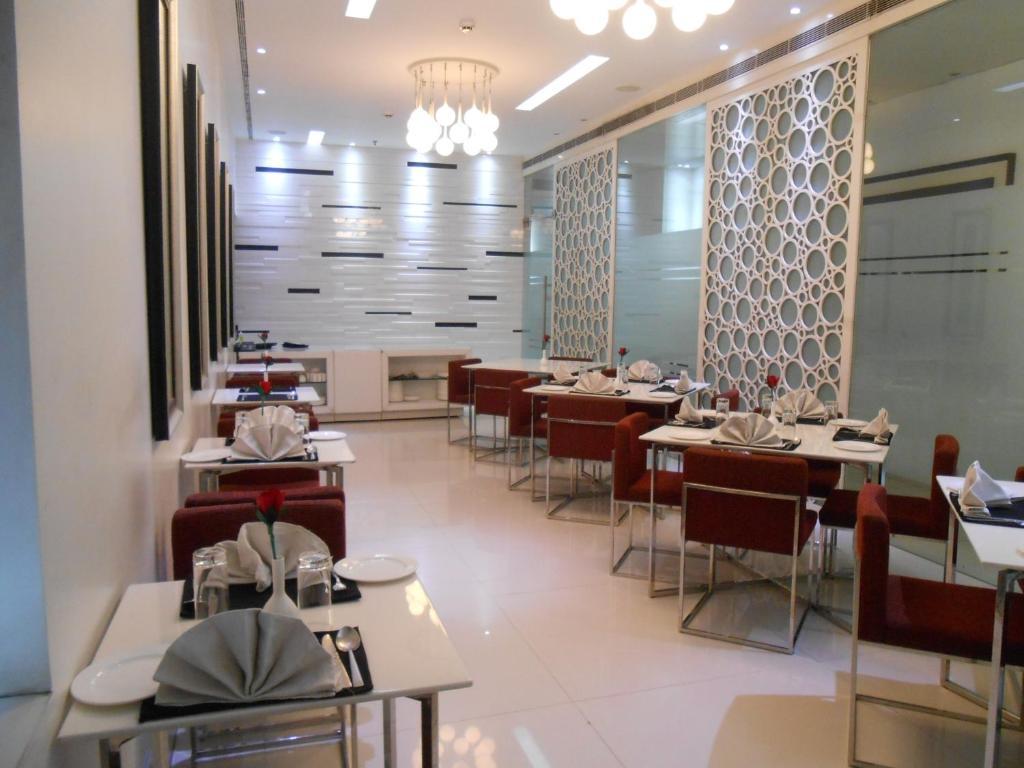 Sapphire Suite Kolkata Exterior photo